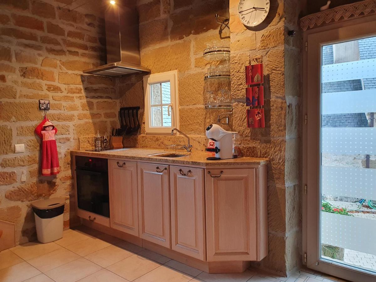 Holiday home Le Pigeonnier De Lissac-sur-Couze