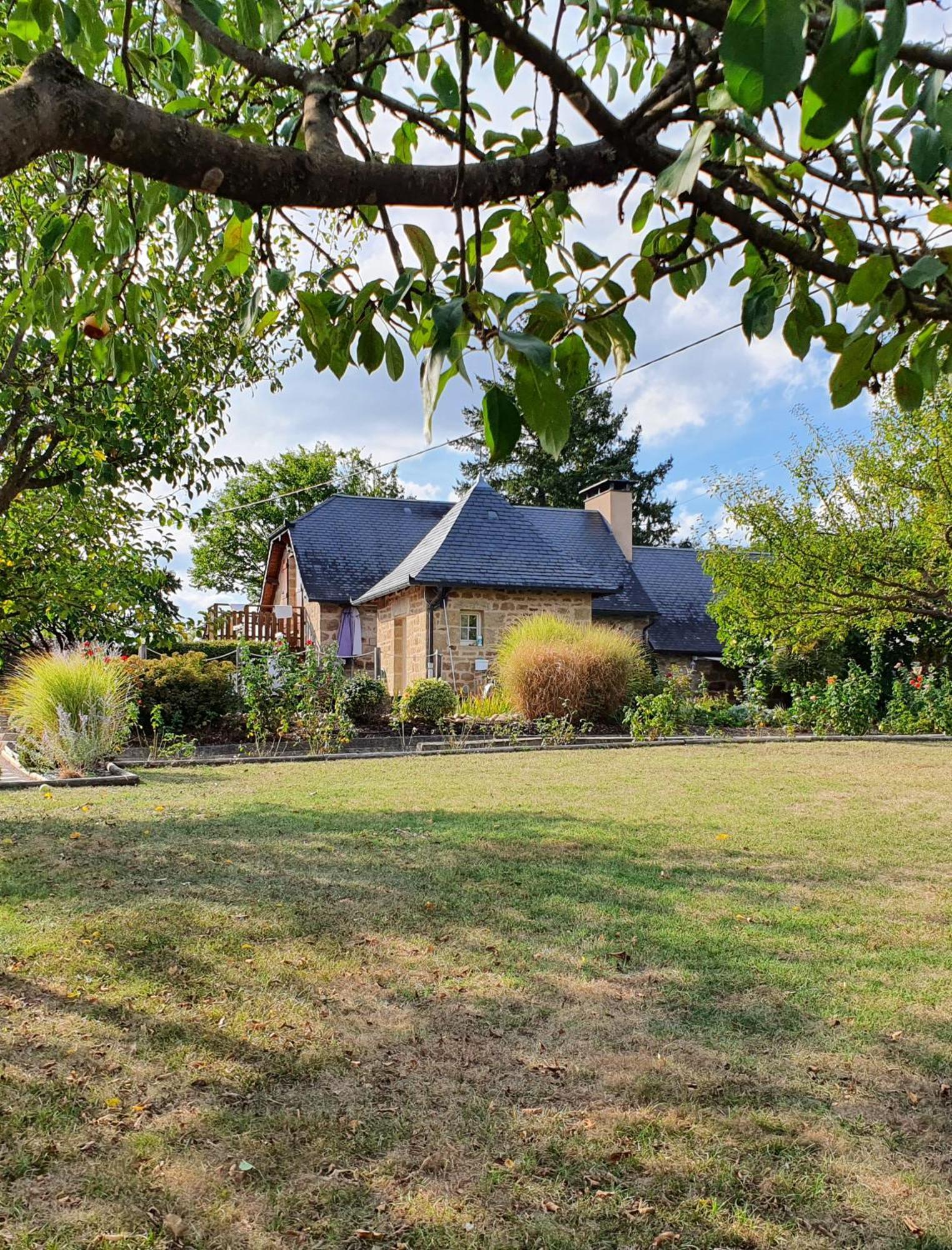 Holiday home Le Pigeonnier De Lissac-sur-Couze