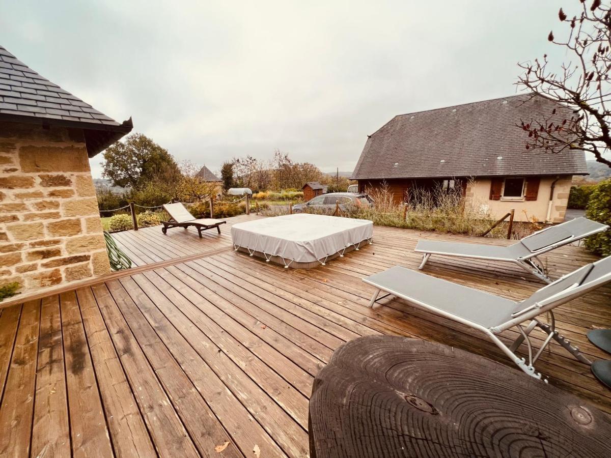 Holiday home Le Pigeonnier De Lissac-sur-Couze