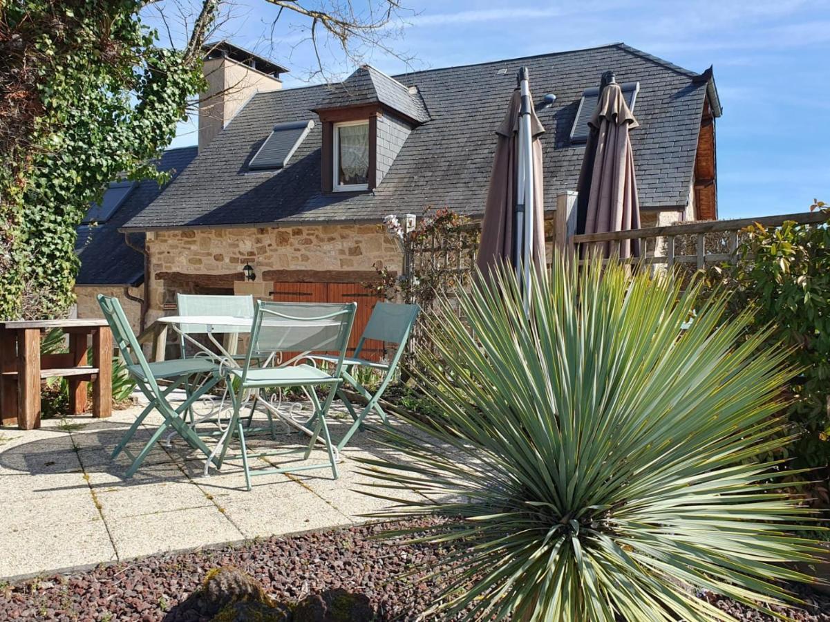 Le Pigeonnier De Holiday home Lissac-sur-Couze